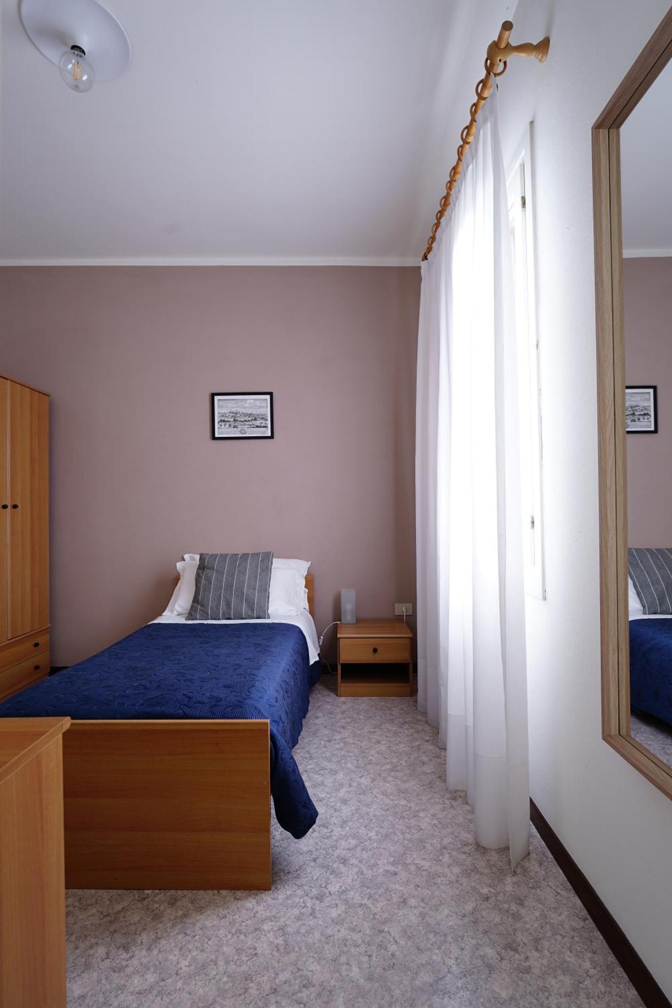 Guest House Villa Angaran San Giuseppe バッサーノ・デル・グラッパ エクステリア 写真